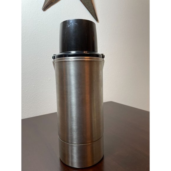 Vintage 2 Qt. Thermos-Stainless Steel - Picture 3 of 9